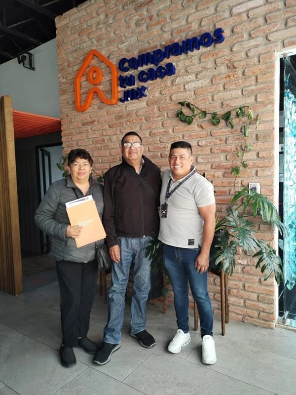 Clientes que vendieron su casa en compramos tu casa